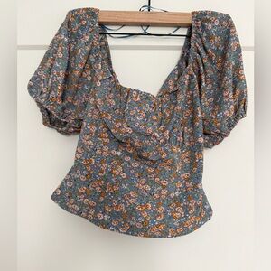 Floral Puff-Sleeve Square Neck Top in Blue